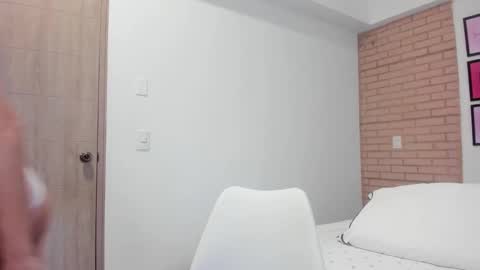 Snapshot of vera_fernandez chatting on 01.29.25 Vera online show from 01.29.25