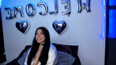 Snapshot of vero_jhonson chatting on 02.04.25  karolina online show from 02.04.25