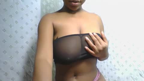 Snapshot of verolla31 chatting on 09.11.25 verolla31 online show from 09.11.25