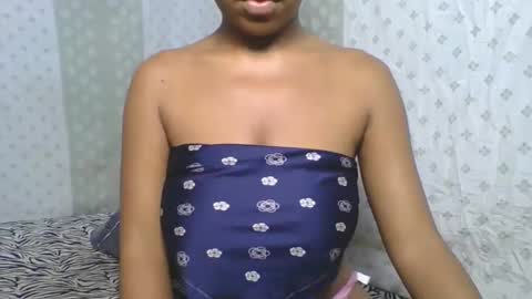 Snapshot of verolla31 chatting on 09.26.25 verolla31 online show from 09.26.25