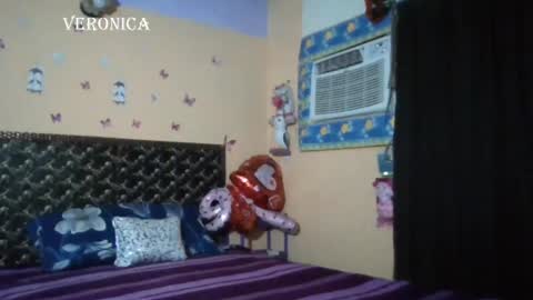 Snapshot of veronica20122 chatting on 12.02.24 Vernica20122 online show from 12.02.24