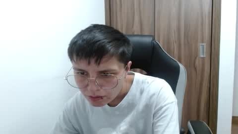 Snapshot of veronicaelite16 chatting on 01.15.25 Veronica Clark online show from 01.15.25