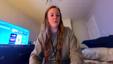 Snapshot of veronicalake chatting on 10.14.25 Veronica Lake online show from 10.14.25