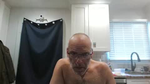 Snapshot of verysmallpeni chatting on 12.08.24 verysmallpeni online show from 12.08.24