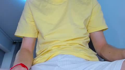 Snapshot of vibemygirl chatting on 10.16.25 vibemygirl online show from 10.16.25