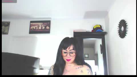 Vicky  online show from 10.07.25