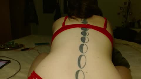 Snapshot of victoria97 chatting on 10.11.25 Victoria97 online show from 10.11.25