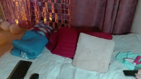 Snapshot of victoria_miler chatting on 02.23.25 VICKY online show from 02.23.25