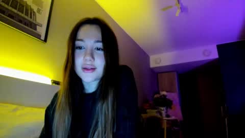 Snapshot of vikawels chatting on 10.01.25 Vika   online show from 10.01.25