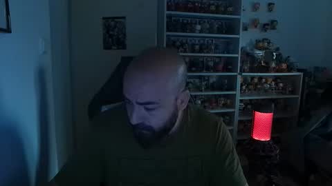 Snapshot of vikingc0ck_ chatting on 10.16.25 vikingc0ck_ online show from 10.16.25