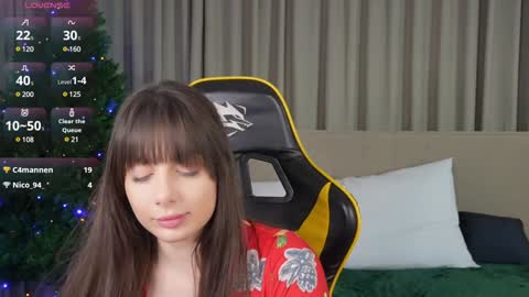 Snapshot of viktoria_storm chatting on 12.08.24 Alisa online show from 12.08.24