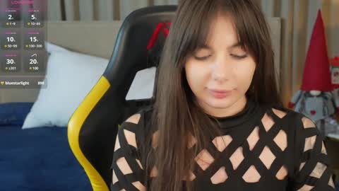 Snapshot of viktoria_storm chatting on 12.26.24 Alisa online show from 12.26.24