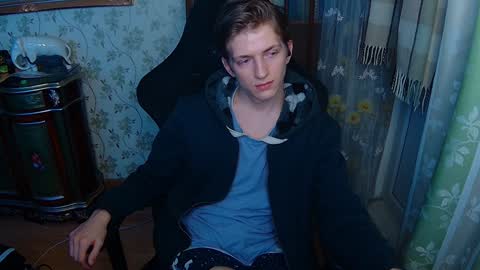 Snapshot of vince__dice chatting on 12.22.24 Dimoooooon online show from 12.22.24