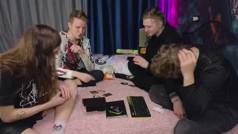 Snapshot of vince__dice chatting on 02.08.25 Dimoooooon online show from 02.08.25