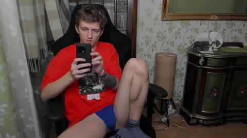 Snapshot of vince__dice chatting on 02.13.25 Dimoooooon online show from 02.13.25