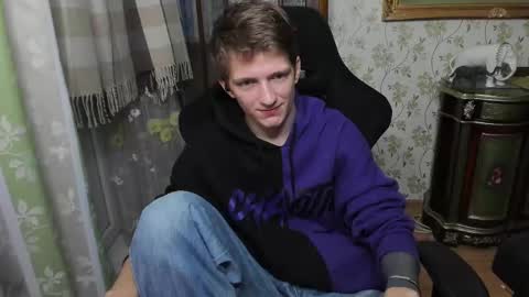 Snapshot of vince__dice chatting on 02.21.25 Dimoooooon online show from 02.21.25