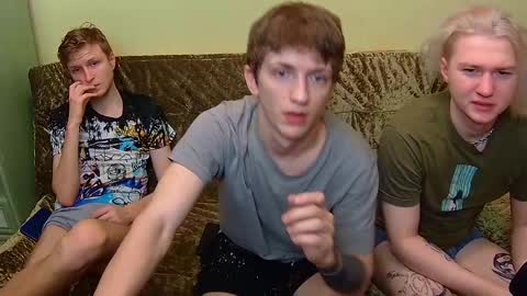 Snapshot of vince__dice chatting on 02.24.25 Dimoooooon online show from 02.24.25