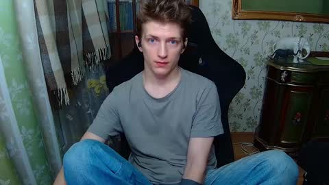 Snapshot of vince__dice chatting on 02.28.25 Dimoooooon online show from 02.28.25