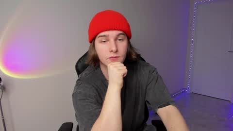 Snapshot of vincent__strong chatting on 03.02.25 Vincent Strong online show from 03.02.25