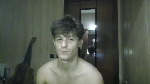 Snapshot of vincentprice69 chatting on 10.18.25 vincentprice69 online show from 10.18.25