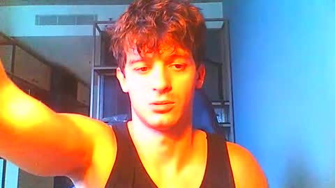 Snapshot of vincentprice69 chatting on 10.25.25 vincentprice69 online show from 10.25.25