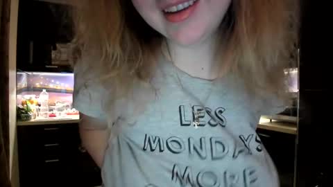 Snapshot of viodetta chatting on 01.20.25 viodetta online show from 01.20.25