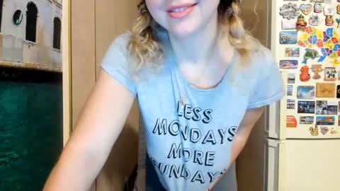 Snapshot of viodetta chatting on 11.09.25 viodetta online show from 11.09.25