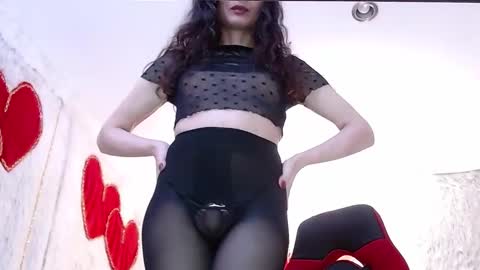 Snapshot of violeet4u chatting on 01.19.25 Mistress V. online show from 01.19.25