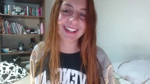 Snapshot of violeta_peter69 chatting on 12.14.24 Violeta Peter online show from 12.14.24