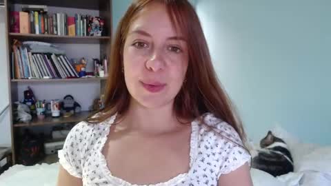 Snapshot of violeta_peter69 chatting on 09.14.25 Violeta Peter online show from 09.14.25