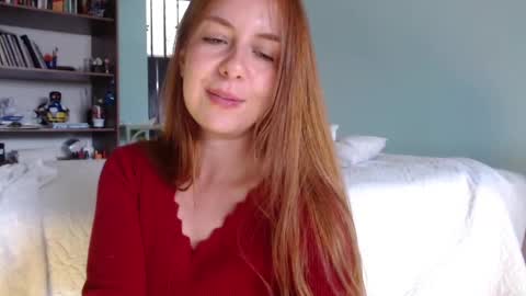 Snapshot of violeta_peter69 chatting on 10.03.25 Violeta Peter online show from 10.03.25