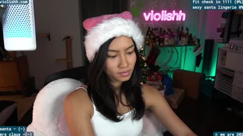Snapshot of violishh chatting on 12.23.24 follow me on twitter violishh and ig violishh  online show from 12.23.24