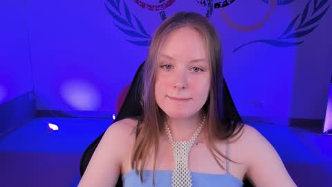 Snapshot of vivienleeigh chatting on 12.07.24 Vivien online show from 12.07.24