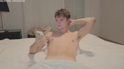 Snapshot of vouvoucouple chatting on 03.07.25 Tim online show from 03.07.25