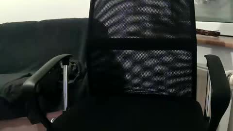 Snapshot of vulkan12p chatting on 01.06.25 Daniel online show from 01.06.25