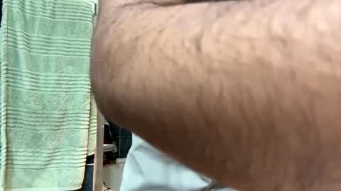 Snapshot of vvip_prem chatting on 10.28.25 vvip_prem online show from 10.28.25