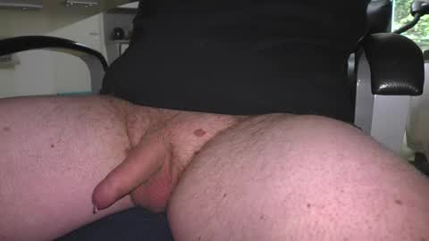 Snapshot of waldw123 chatting on 01.11.25 Yarlim online show from 01.11.25