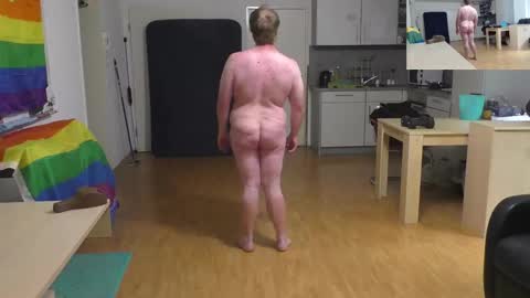 Snapshot of waldw123 chatting on 10.11.25 Yarlim online show from 10.11.25