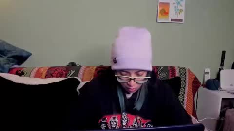 Snapshot of waningrosee chatting on 02.17.25 Waningrose  Lu online show from 02.17.25