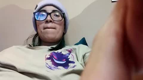 Snapshot of waningrosee chatting on 03.05.25 Waningrose  Lu online show from 03.05.25