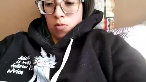 Snapshot of waningrosee chatting on 09.30.25 Waningrose  Lu online show from 09.30.25