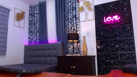 Snapshot of wantedsugar_ chatting on 02.26.25 Galems online show from 02.26.25