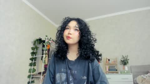 Snapshot of wastforu chatting on 01.04.25 wastforu online show from 01.04.25