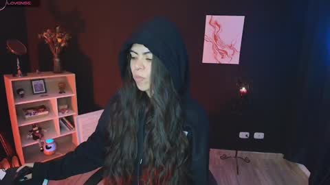 Snapshot of wednesdayfriday chatting on 12.13.24 Wednesday   Please help me to reach 111 thumbs up online show from 12.13.24