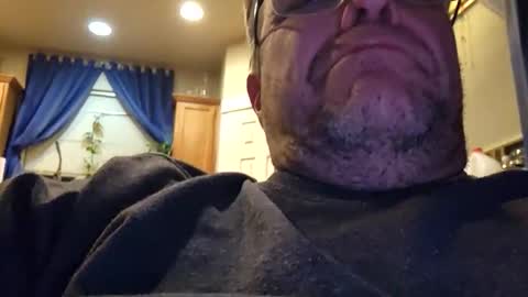 Snapshot of welderod chatting on 10.19.25 welderod online show from 10.19.25