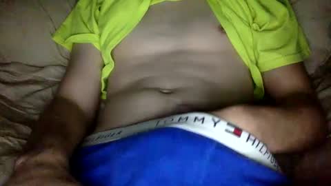 Snapshot of wholesomebull00 chatting on 01.19.25 wholesomebull00 online show from 01.19.25