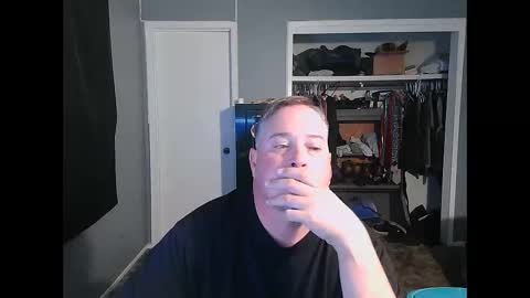 Snapshot of whydoidothis77 chatting on 11.10.25 whydoidothis77 online show from 11.10.25