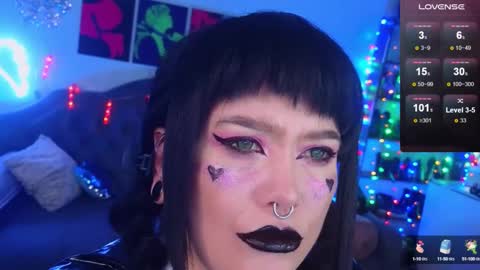 Snapshot of wickedxqueen chatting on 12.20.24 Laura  online show from 12.20.24