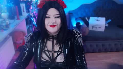 Snapshot of wickedxqueen chatting on 01.26.25 Laura  online show from 01.26.25
