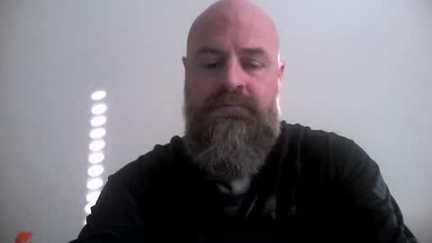 Snapshot of wil1565 chatting on 12.20.24 wil1565 online show from 12.20.24